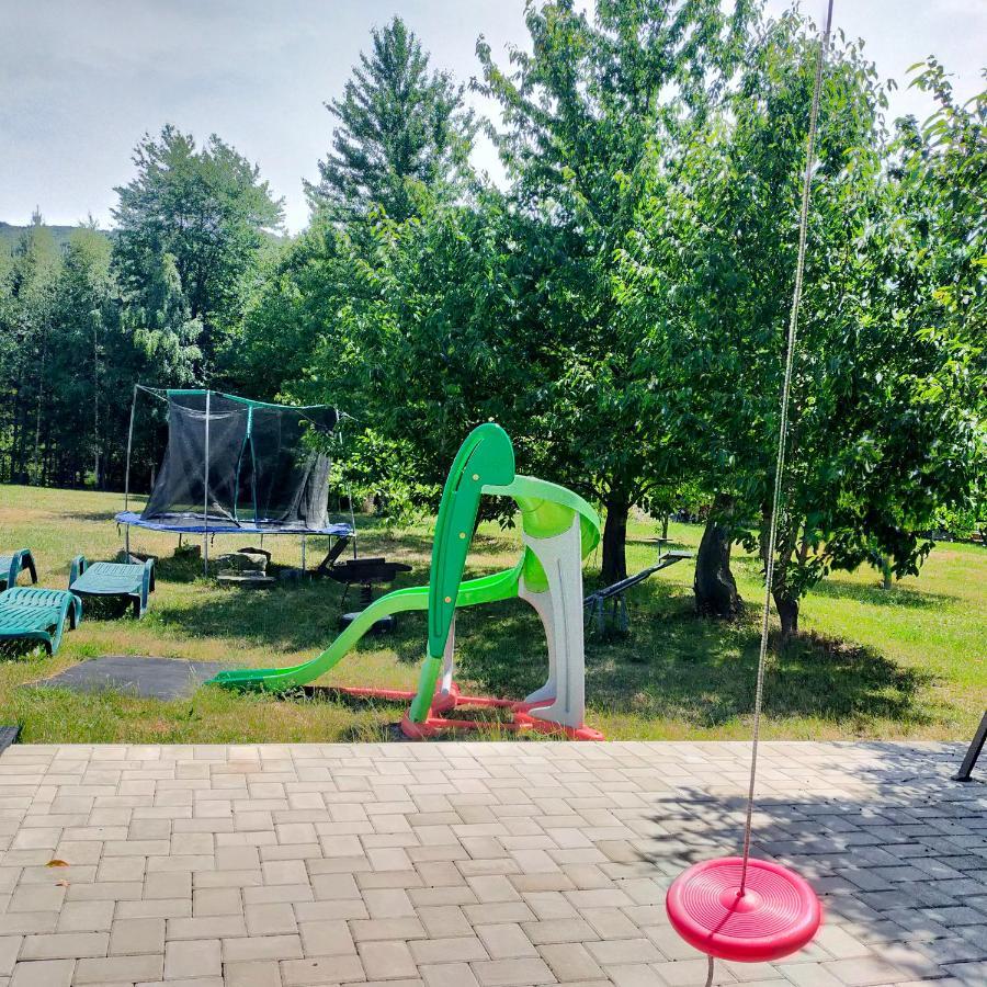 Casa Luna Гура Хуморулуй Екстериор снимка
