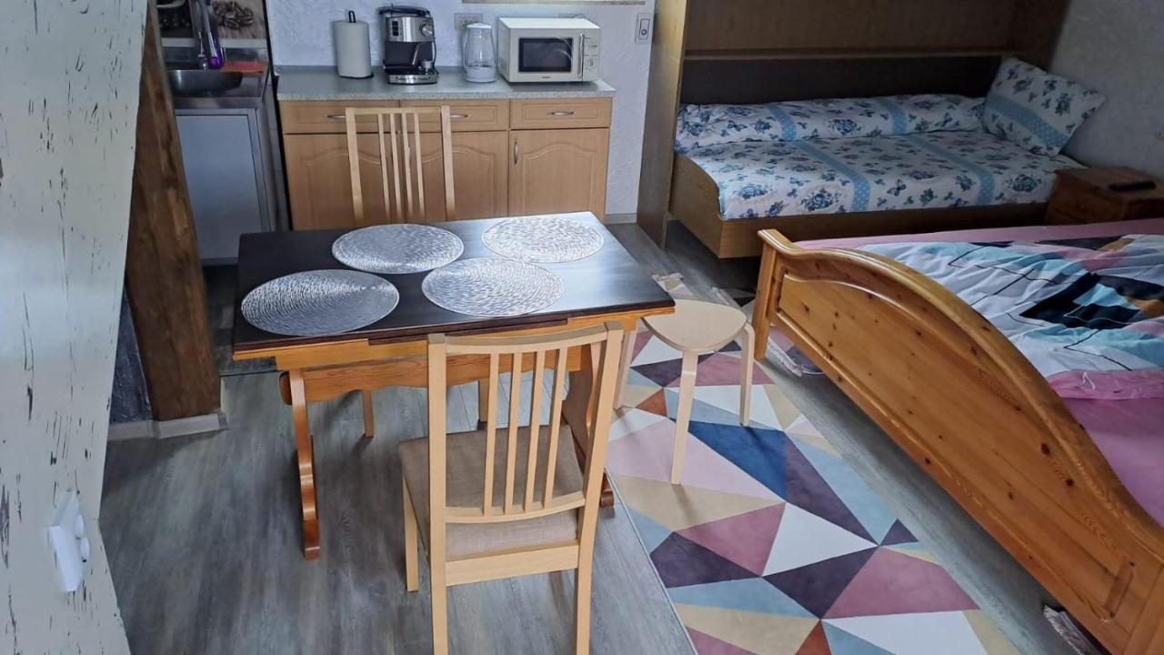 Casa Luna Гура Хуморулуй Екстериор снимка